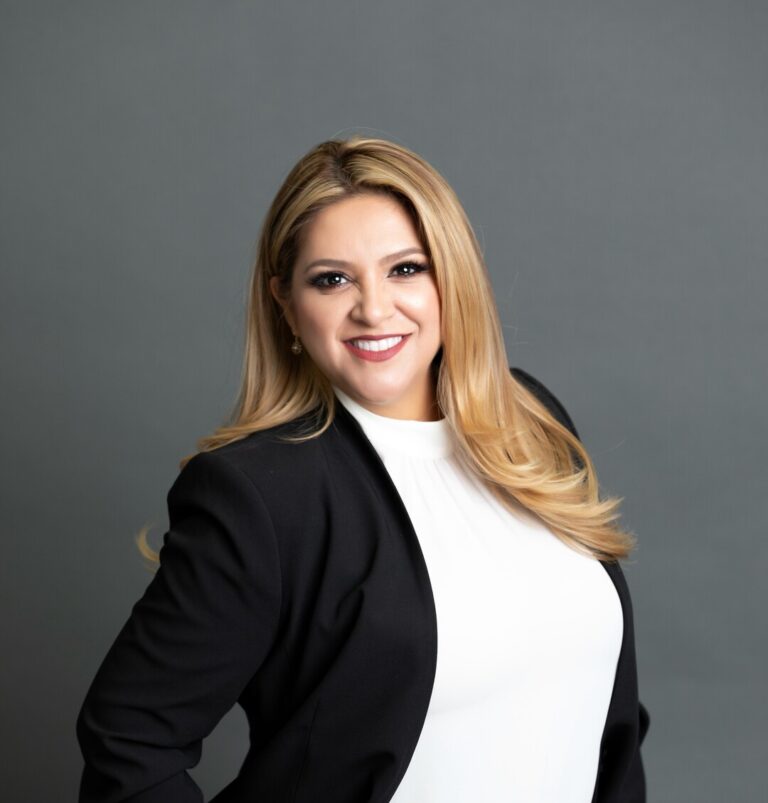 First Latina in Arizona’s History to Obtain Radio Station