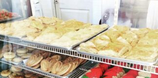 Let It Shine, La Estrella Bakery Has For Over 30 Years