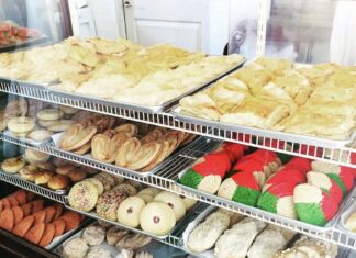 Let It Shine, La Estrella Bakery Has For Over 30 Years
