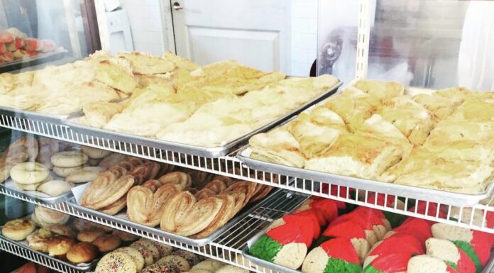 Let It Shine, La Estrella Bakery Has For Over 30 Years