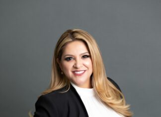 First Latina in Arizona’s History to Obtain Radio Station