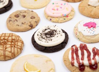Crumbl Cookies Llega a Tucson
