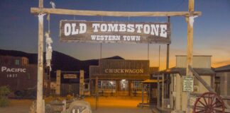 Tombstone: Revive el Lejano Oeste