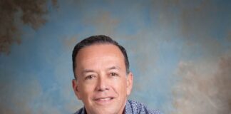 Sergio Pérez Presenta ‘Dios dentro de mi: Confesiones De Un Psicólogo’