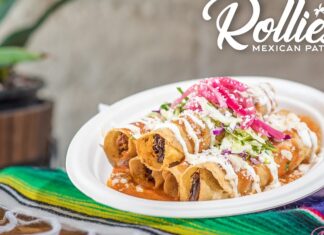 Rollies Mexican Patio: Tacos, Burritos y Más Rollies Mexican Patio