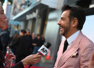 Eugenio Derbez en la Premier de THE VALET