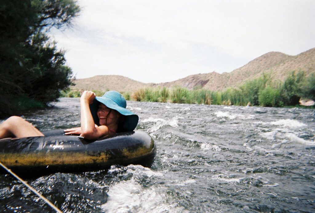 Tubing en Salt River para Disfrutar del Verano Viva Tucson