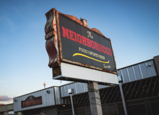 The Neighborhood: Cócteles y Reggaeton The Neighborhood